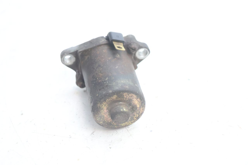 photo de STARTER PEUGEOT STREETZONE NAKED 2T 50 (2014 - 2018) - Fixing points details