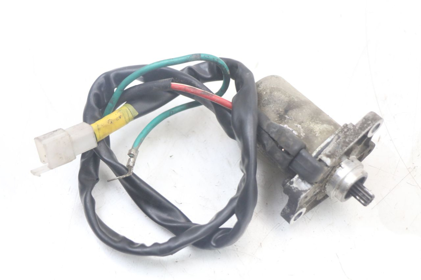 photo de STARTER PEUGEOT TKR TREKKER FURIOUS 50 (2005 - 2014) - Zoom on usage condition