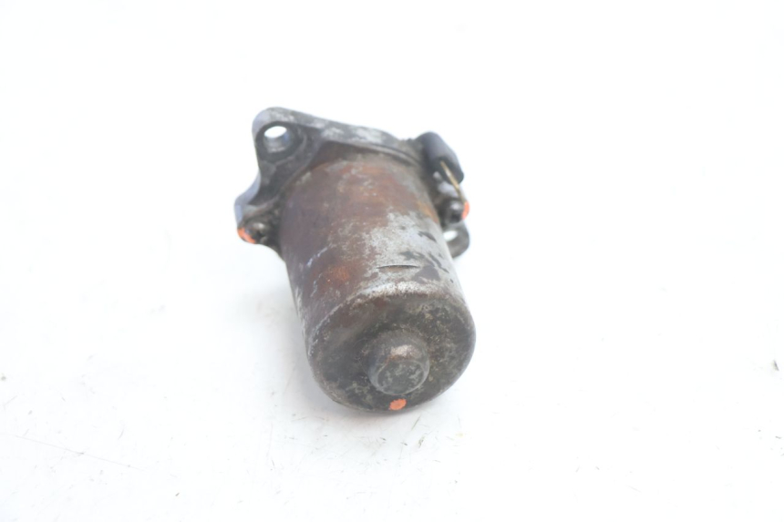 photo de STARTER PEUGEOT TREKKER TKR 50 (2005 - 2014) - Fixing points details