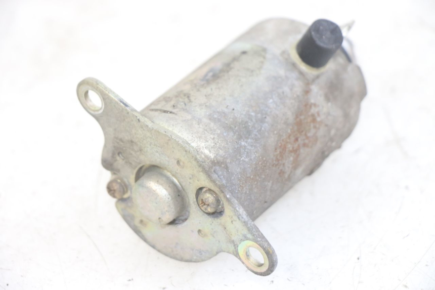 photo de STARTER PEUGEOT TWEET 4T 50 (2014 - 2019) - Zoom on usage condition