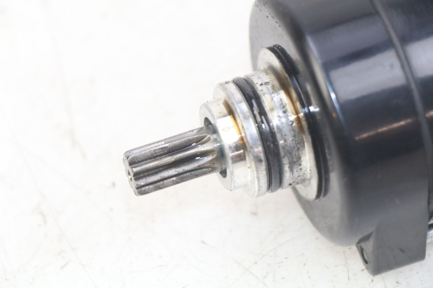 photo de STARTER DAELIM VL DAYSTAR 125 (2000 - 2011) - Alternative perspective