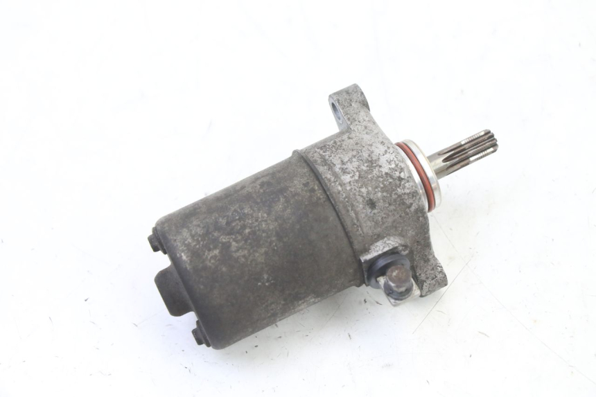 photo de STARTER YAMAHA XMAX X-MAX 125 (2006 - 2009) - Alternative perspective