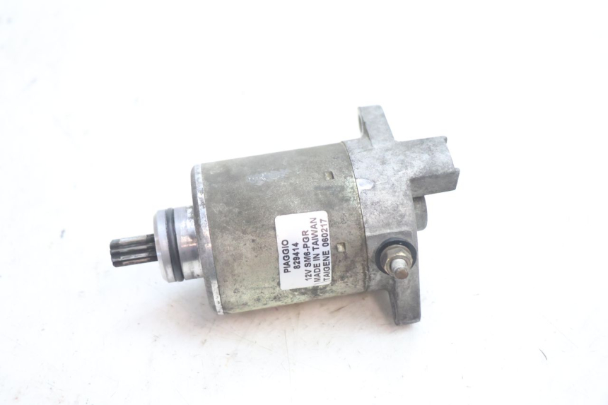 photo de STARTER PIAGGIO X8 STREET 125 (2006 - 2007) - Main view