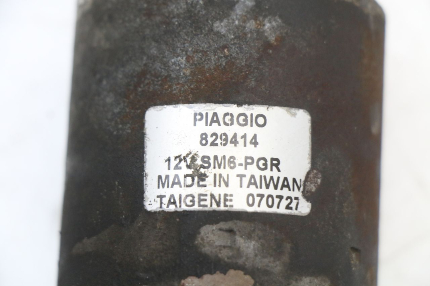 photo de STARTER PIAGGIO XEVO - X EVO 125 (2007 - 2017) - Alternative perspective