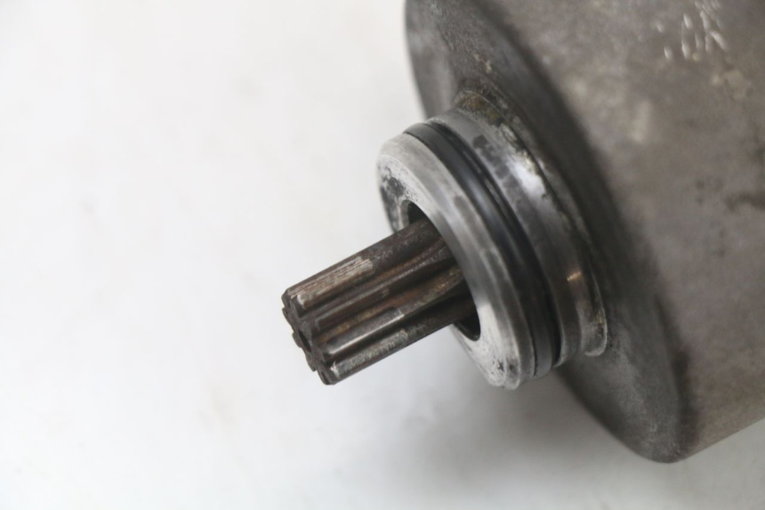 photo de STARTER YAMAHA YP MAJESTY 125 (2002 - 2006) - Component detail