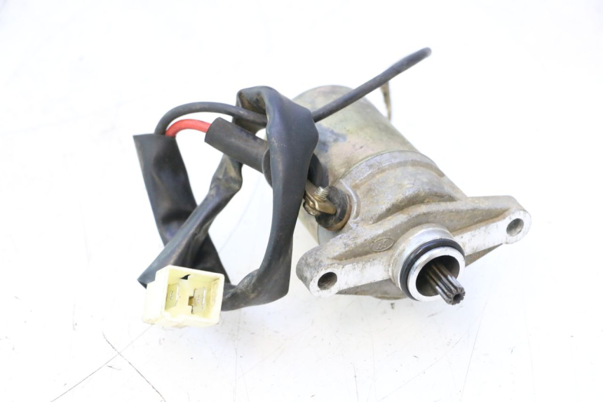 photo de STARTER UNIVERSAL BIKE ZN50QT-11B 50 (2018 - 2021) - Alternative perspective