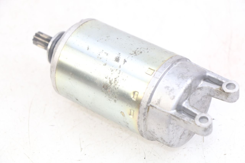 photo de STARTER KAWASAKI ZX-6R ZX6R 600 (1995 - 1997) - Alternative perspective