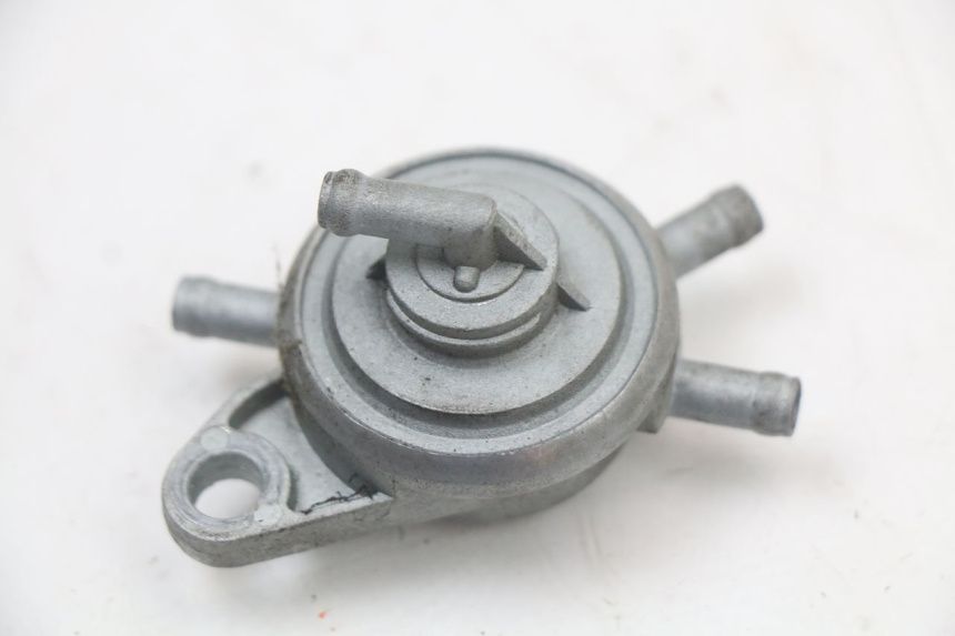 photo de FUEL TANK VALVE DAELIM A-FOUR 2T 50 (2005 - 2012) - Component detail