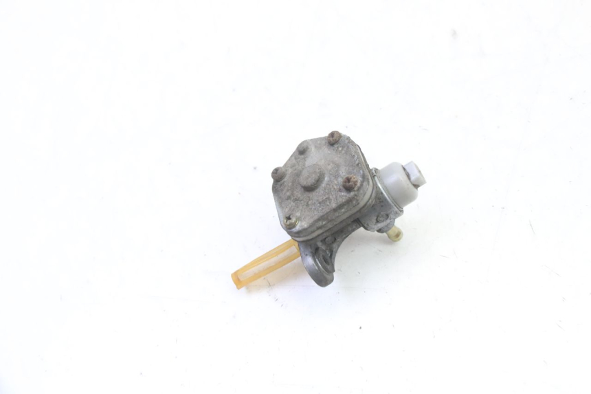 photo de FUEL TANK VALVE YAMAHA BW'S 100 (1999 - 2002) - Technical close-up
