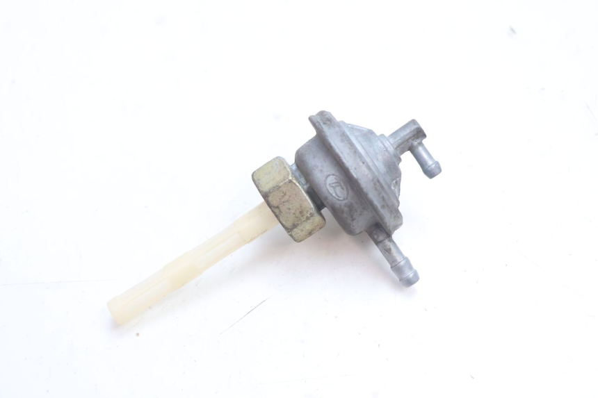 photo de FUEL TANK VALVE KEEWAY F-ACT NAKED 50 (2009 - 2014) - Zoom on usage condition