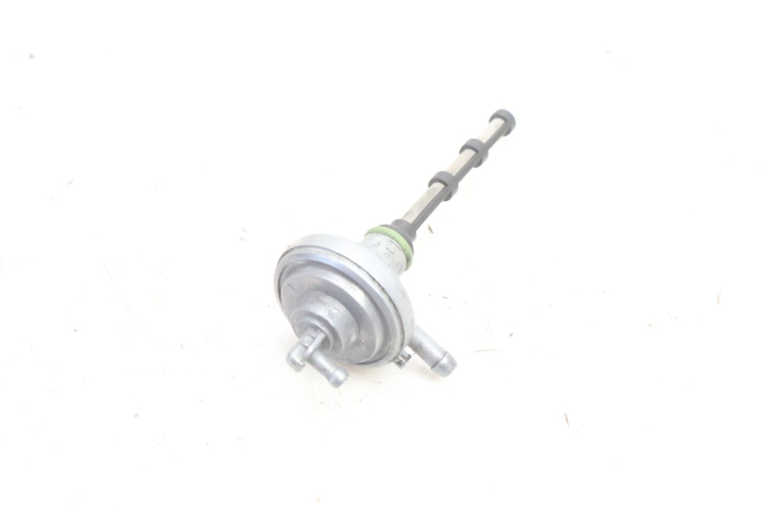 photo de FUEL TANK VENT PIAGGIO FLY 2T 50 (2004 - 2017) - Alternative perspective