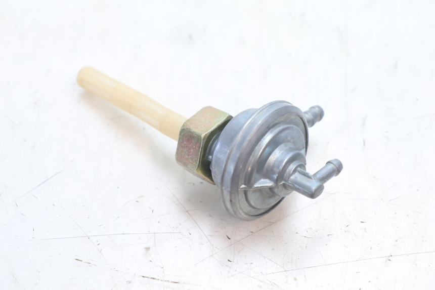 photo de FUEL TANK VALVE TNT MOTOR GRIDO 2T 50 (2010 - 2019) - Zoom on usage condition