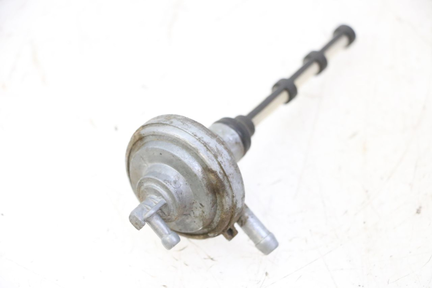 photo de FUEL TANK VALVE PIAGGIO LIBERTY 4T 50 (2009 - 2015) - Zoom on usage condition