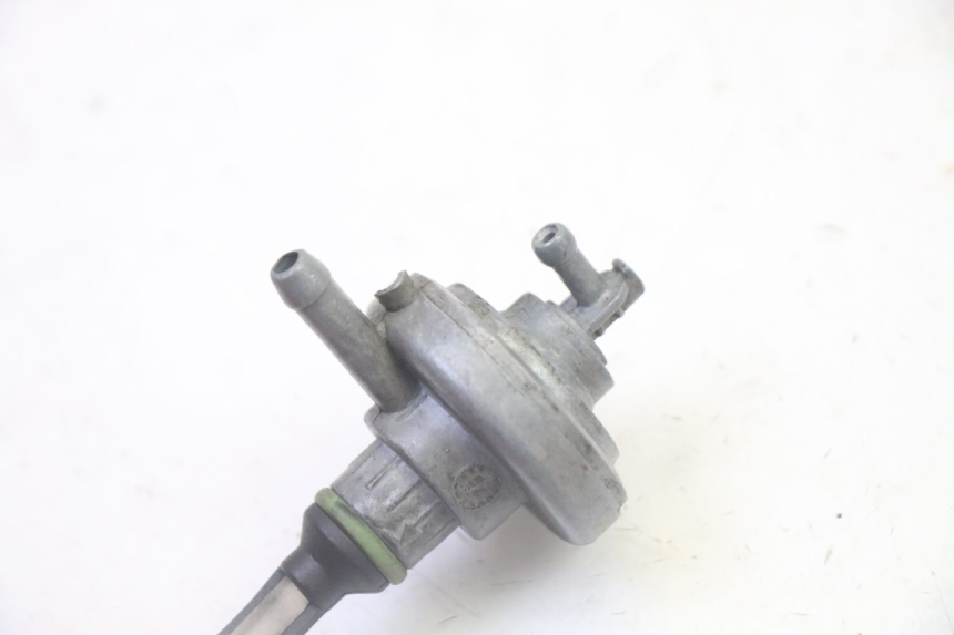 photo de FUEL TANK VALVE PIAGGIO LXV 4T 50 (2009 - 2013) - Component detail
