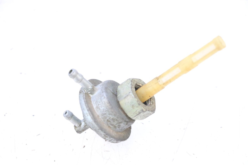 photo de FUEL TANK VALVE KEEWAY MATRIX RX9 125 (2006 - 2007) - Component detail