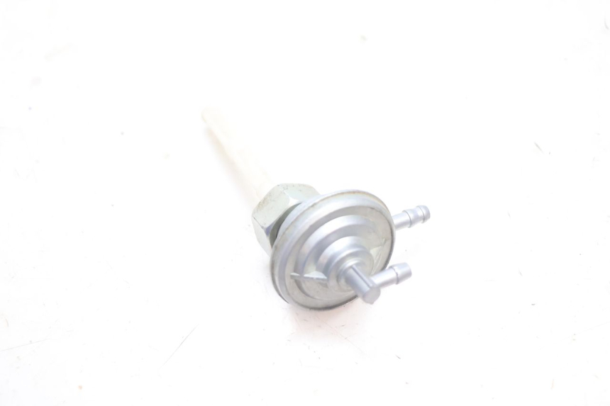 photo de FUEL TANK VALVE IMF INDUSTRIE NEW PACH 2T 50 (2014 - 2020) - Alternative perspective