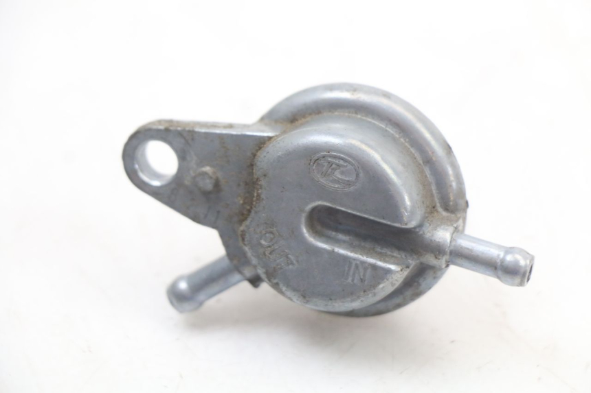 photo de FUEL TANK VALVE EUROCKA R8 4T 50 (2013 - 2022) - Zoom on usage condition