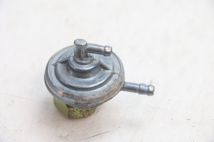 photo de FUEL TANK VALVE TNT MOTOR ROMA 10' 4T 50 (2007 - 2018) - Zoom on usage condition