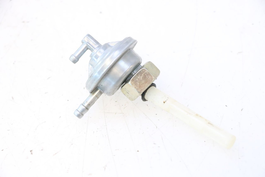 photo de FUEL TANK VALVE TNT MOTOR ROMA 12' 2T 50 (2007 - 2018) - Zoom on usage condition