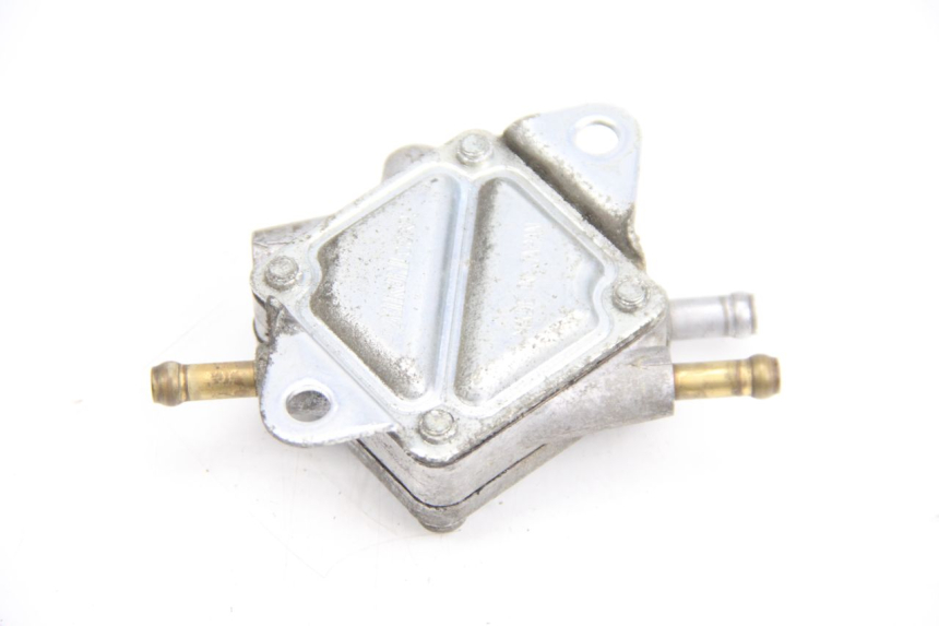 photo de FUEL TANK VALVE DAELIM S2 125 (2006 - 2007) - Zoom on usage condition