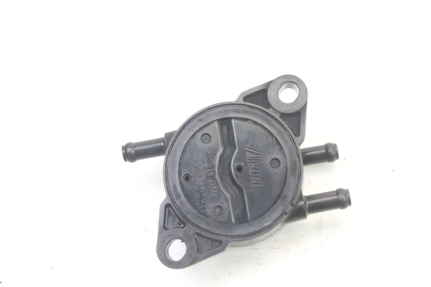 photo de FUEL TANK VALVE APRILIA SCARABEO GT TOURING 125 (1999 - 2005) - Alternative perspective