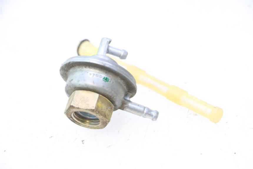 photo de FUEL TANK VENT HONDA SCV LEAD 100 (2003 - 2007) - Zoom on usage condition
