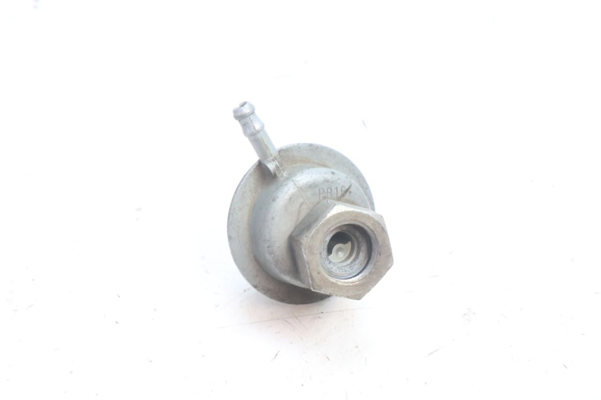 photo de FUEL TANK VALVE HONDA SH 125 (2001 - 2003) - Zoom on usage condition