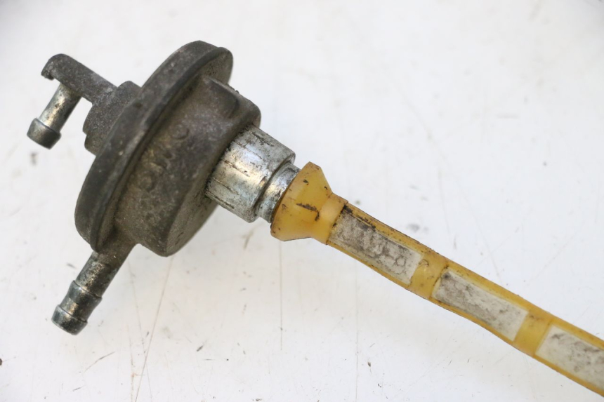 photo de FUEL TANK VALVE PEUGEOT SPEEDFIGHT 2 AC 50 (2000 - 2009) - Component detail