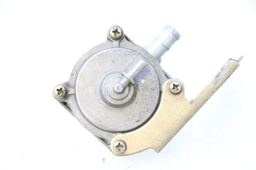 photo de FUEL TANK VALVE HONDA ST PAN EUROPEAN 1100 (1990 - 2002) - Technical close-up