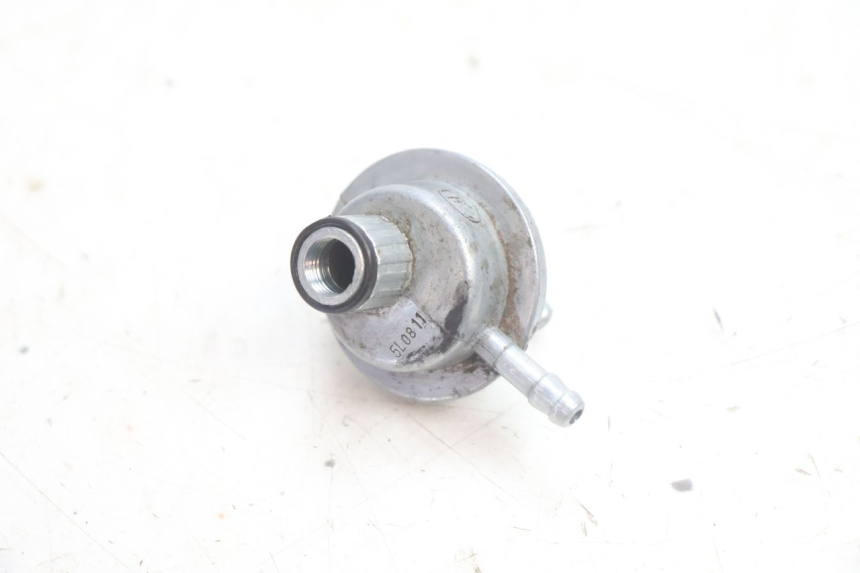 photo de FUEL TANK VALVE PEUGEOT STREETZONE NAKED 2T 50 (2014 - 2018) - Alternative perspective