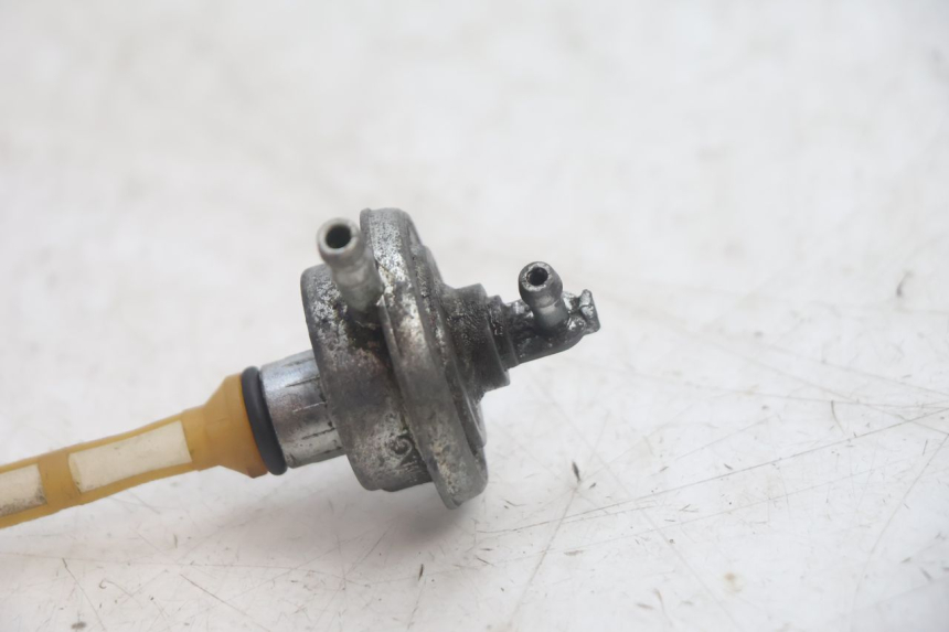 photo de FUEL TANK VALVE PEUGEOT TREKKER 50 (1995 - 2004) - Component detail