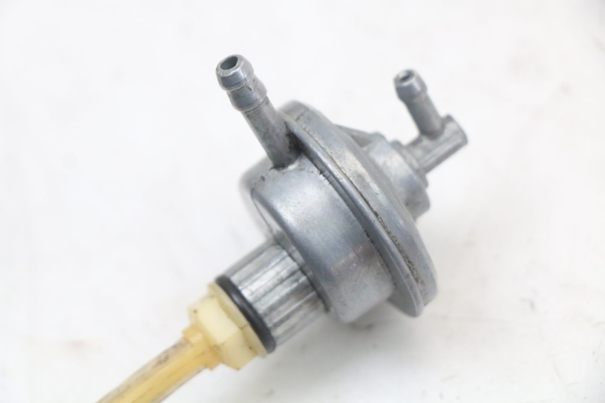 photo de FUEL TANK VALVE PIAGGIO TYPHOON 50 (2000 - 2009) - Component detail