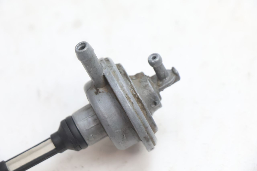 photo de FUEL TANK VALVE PIAGGIO TYPHOON 50 (2000 - 2009) - Component detail
