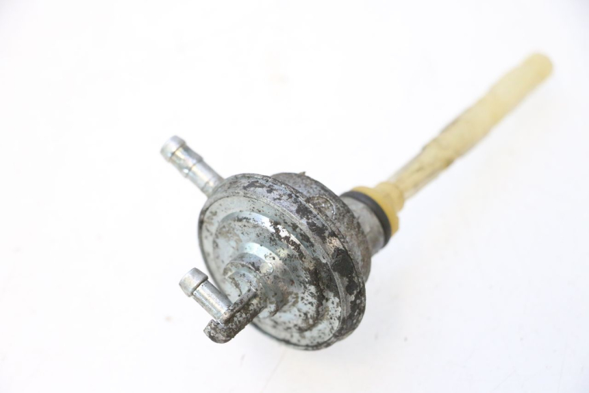 photo de FUEL TANK VALVE PIAGGIO TYPHOON 50 (2000 - 2009) - Component detail