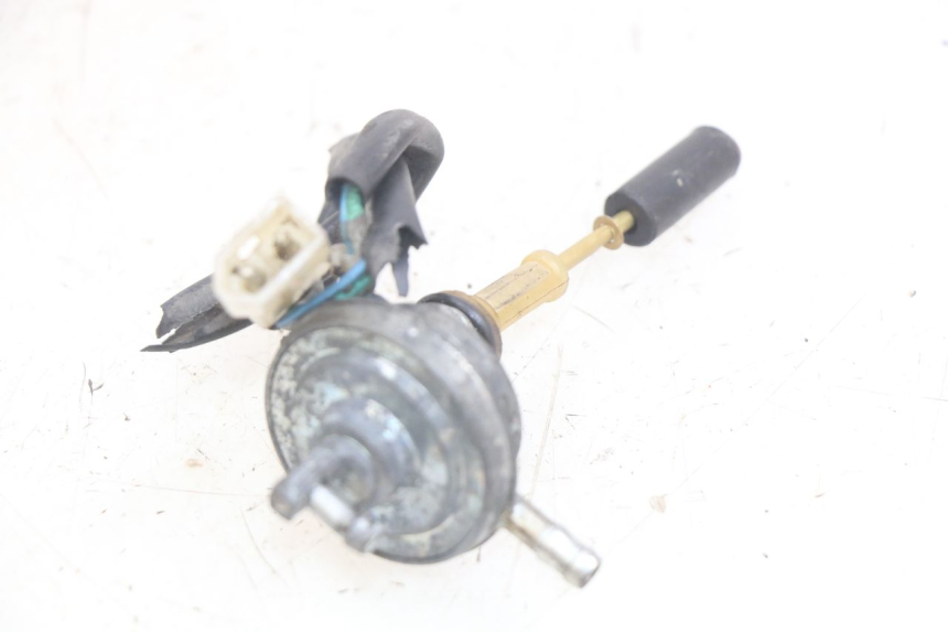 photo de FUEL TANK VENT PEUGEOT VIVACITY 50 (2004 - 2009) - Zoom on usage condition