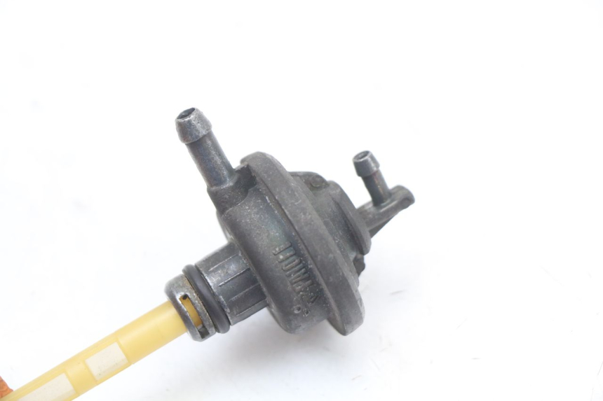 photo de FUEL TANK VENT YAMAHA YP MAJESTY 125 (2002 - 2006) - Component detail