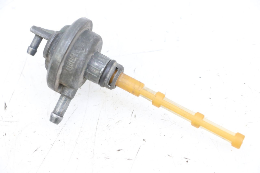 photo de FUEL TANK VENT YAMAHA YP MAJESTY 125 (2002 - 2006) - Main view