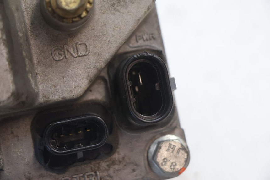 photo de POWER STEERING UNIT CAN-AM SPYDER RS 1000 (2008 - 2012) - Technical close-up