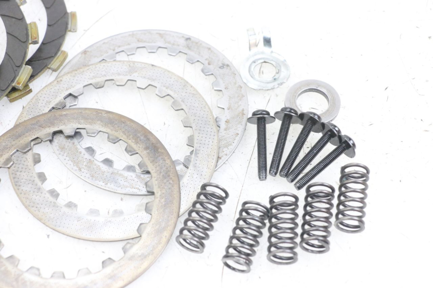 photo de CLUTCH DISC DERBI SENDA SM X-TREME 50 (2006 - 2010) - Technical close-up