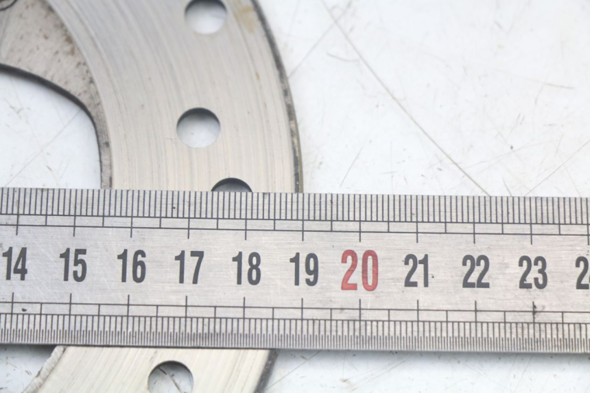 photo de REAR BRAKE DISC YAMAHA AEROX 2T 50 (2013 - 2017) - Alternative perspective