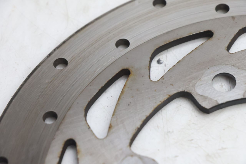 photo de REAR BRAKE DISC KYMCO AGILITY CITY 16P 125 (2015 - 2024) - Alternative perspective
