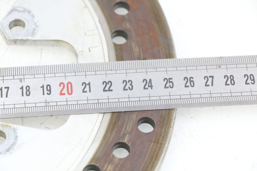 photo de REAR BRAKE DISC HONDA CB R 1000 (2018 - 2023) - Zoom on usage condition