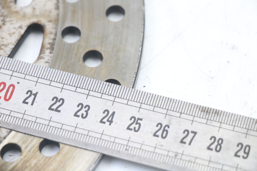 photo de REAR BRAKE DISC YAMAHA FZ6 FAZER S2 600 (2007 - 2011) - Alternative perspective