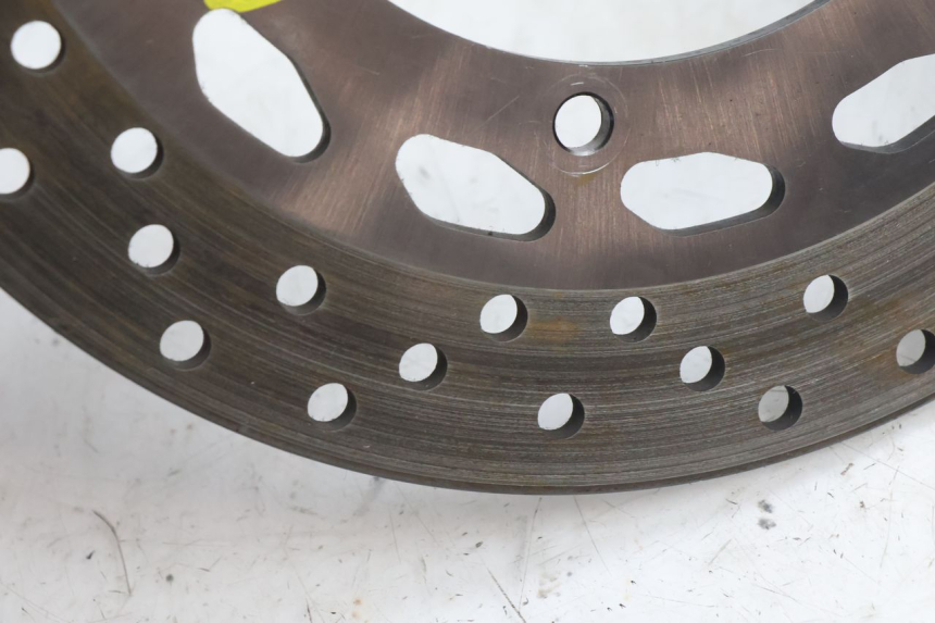 photo de REAR BRAKE DISC YAMAHA FZ8 800 (2010 - 2016) - Fixing points details