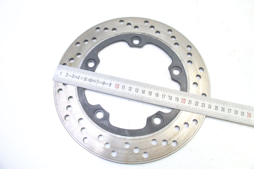 photo de REAR BRAKE DISC SUZUKI GSR 750 (2011 - 2017) - Zoom on usage condition