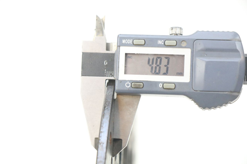 photo de REAR BRAKE DISC SUZUKI GSX-R GSXR 750 (2011 - 2016) - Alternative perspective