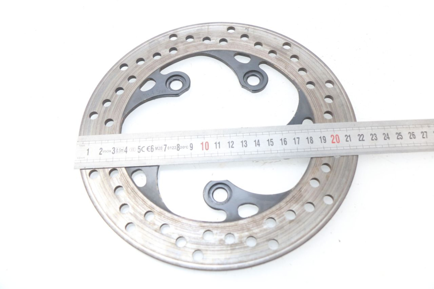 photo de REAR BRAKE DISC SUZUKI GSX-R GSXR K16 1000 (2012 - 2016) - Zoom on usage condition