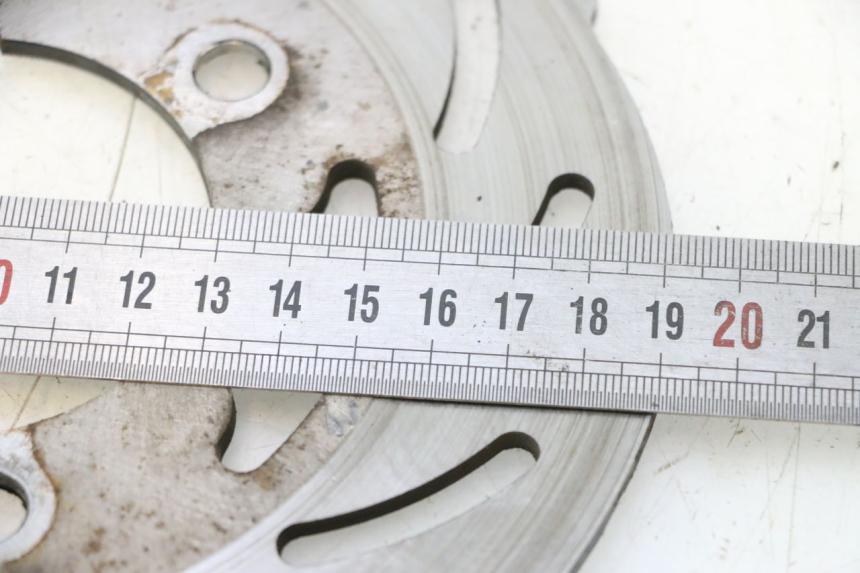 photo de REAR BRAKE DISC RAZZO QTR 50 (2011 - 2018) - Zoom on usage condition