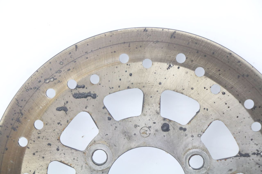 photo de REAR BRAKE DISC SPY RACING F3 350 (2015 - 2022) - Surface and material condition