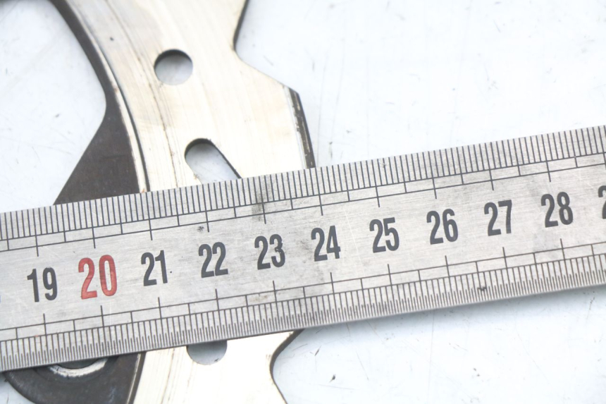 photo de REAR BRAKE DISC KYMCO SUPER 8 125 (2008 - 2015) - Alternative perspective